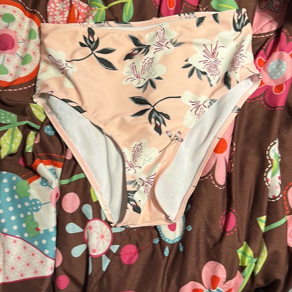 ROMWE Tropical Swim Bottoms